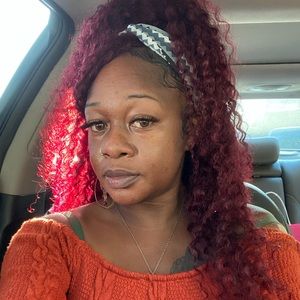 Meet your Posher, Ebony